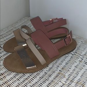 Rose-y strappy sandals